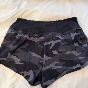 Athleta Black and Gray Athletic Shorts Camouflage Design